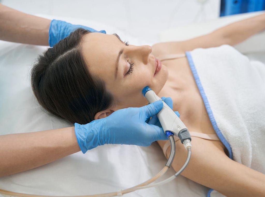 HydraFacial treatment for acne-prone skin at Jeune et Jolie Medispa in Barrie Ontario
